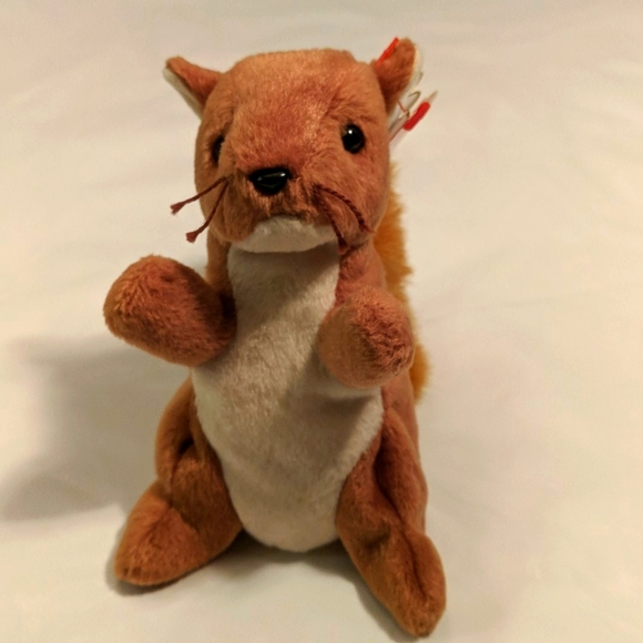 Beanie Baby Nuts the Squirrel